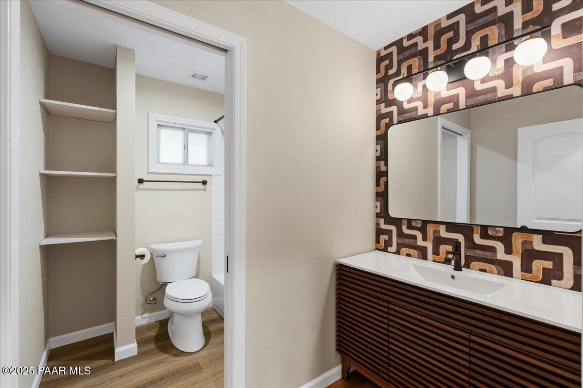 1810 Meadowbrook Road