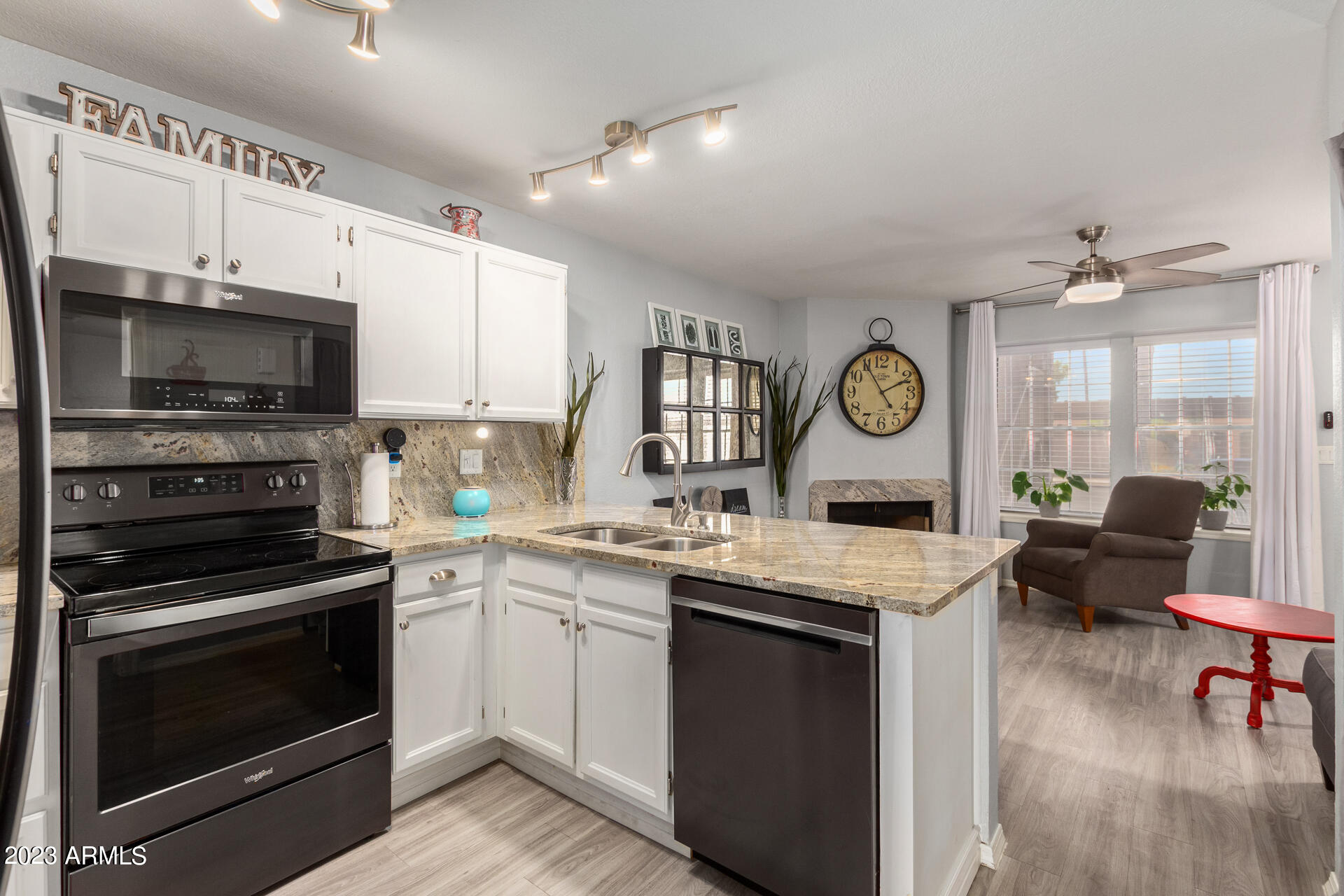 7977 W WACKER Road Unit: 237