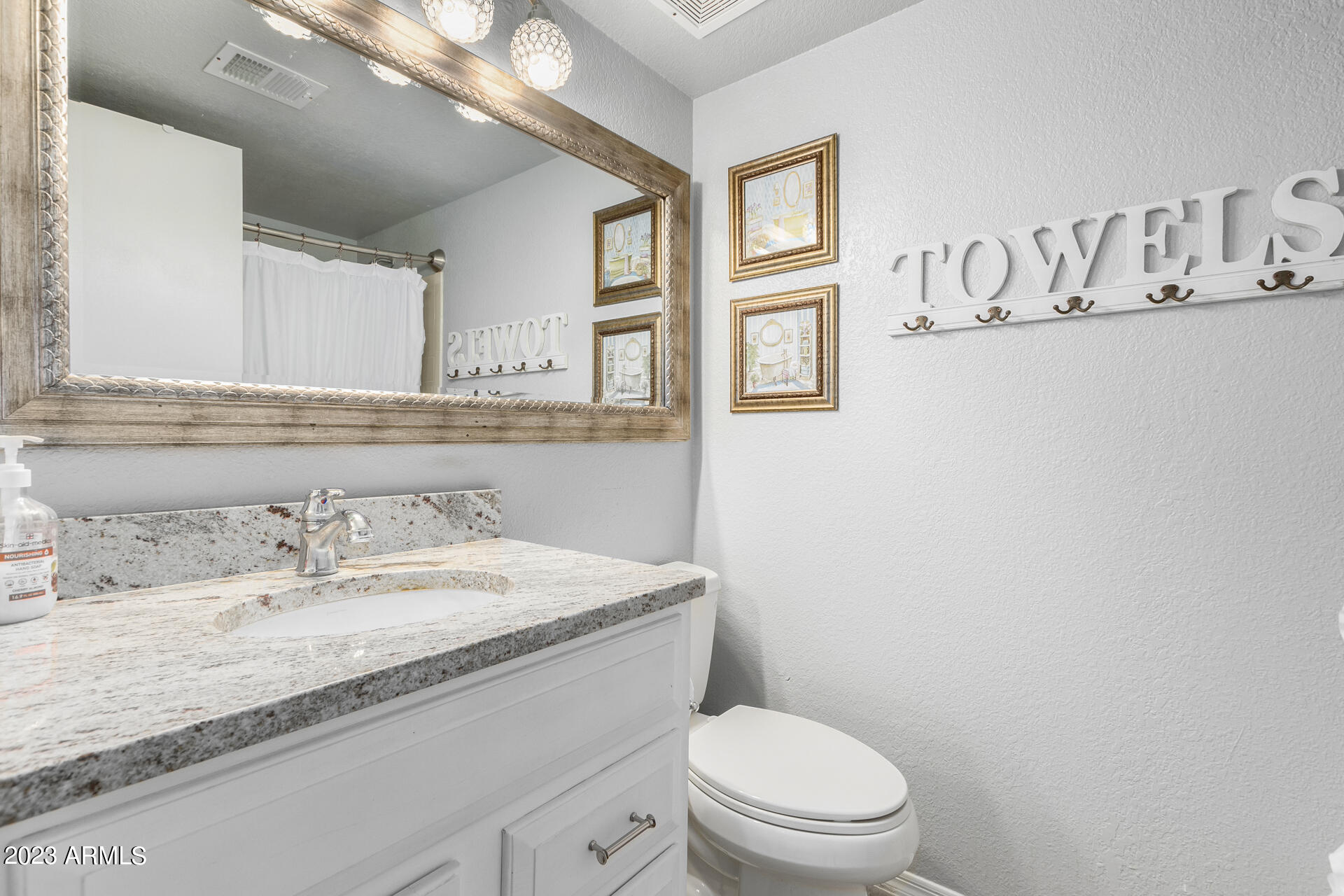 7977 W WACKER Road Unit: 237
