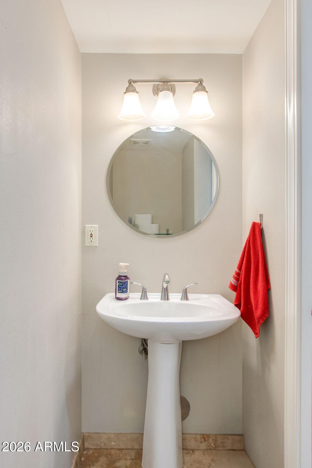 5075 N GRANITE REEF Road