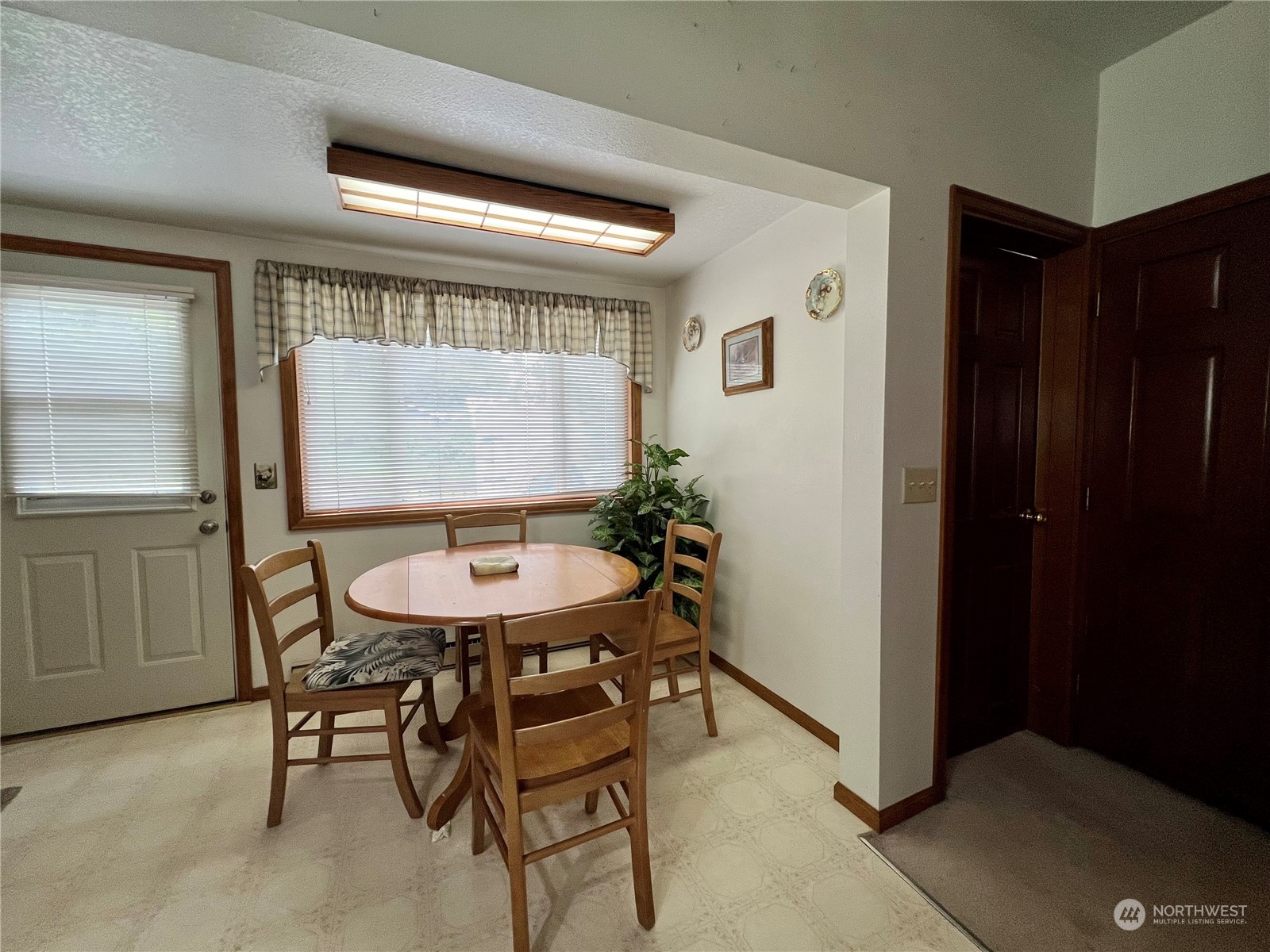403 S 7th Street