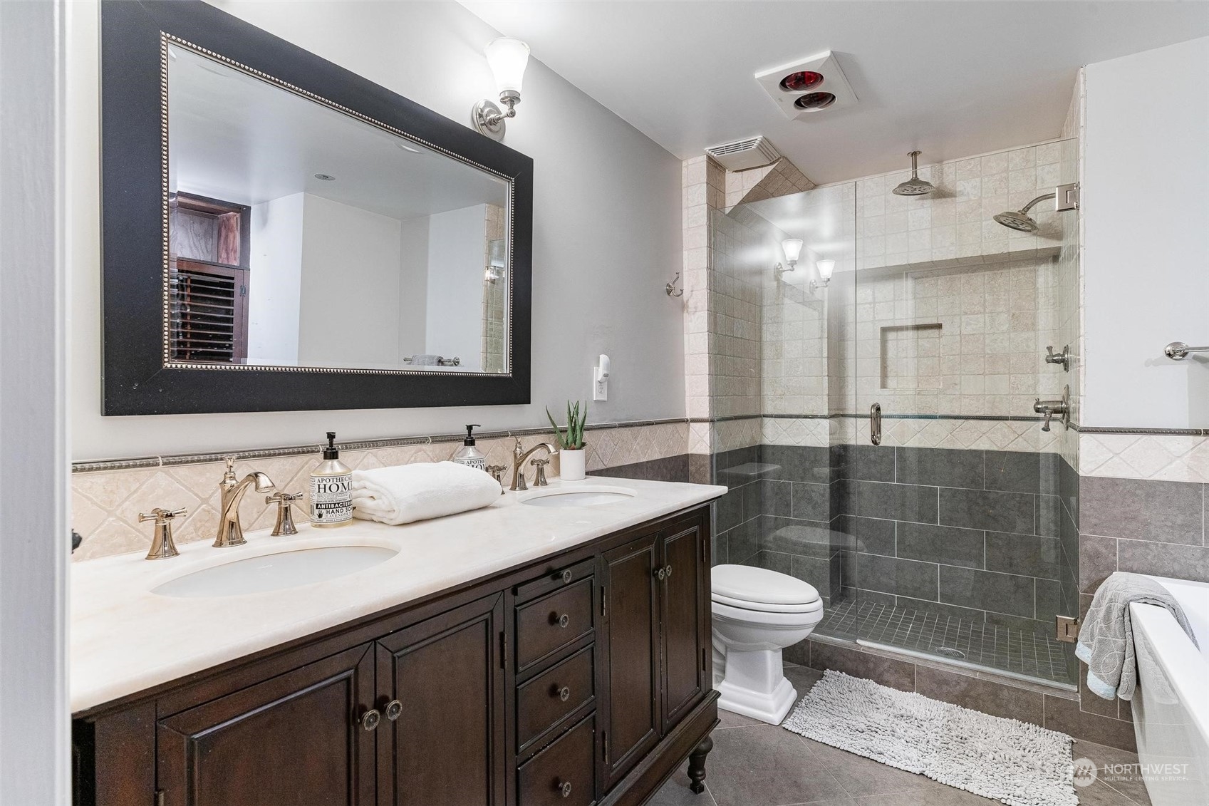 2200 Alki Avenue SW Unit: 201