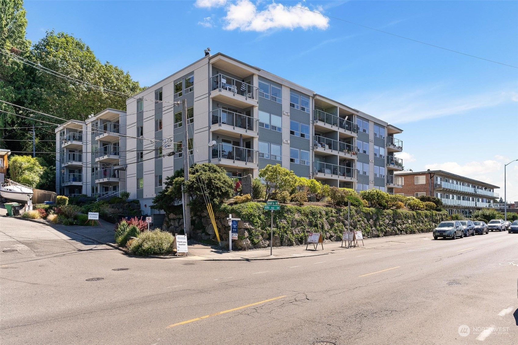 2200 Alki Avenue SW Unit: 201
