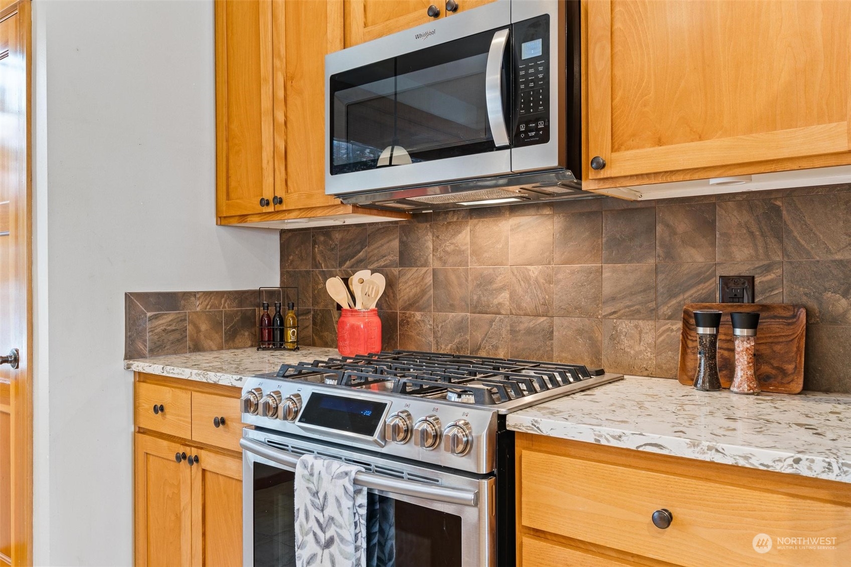 22226 Cliff Avenue S Unit: 204