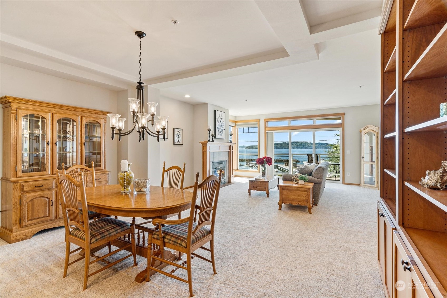 22226 Cliff Avenue S Unit: 204