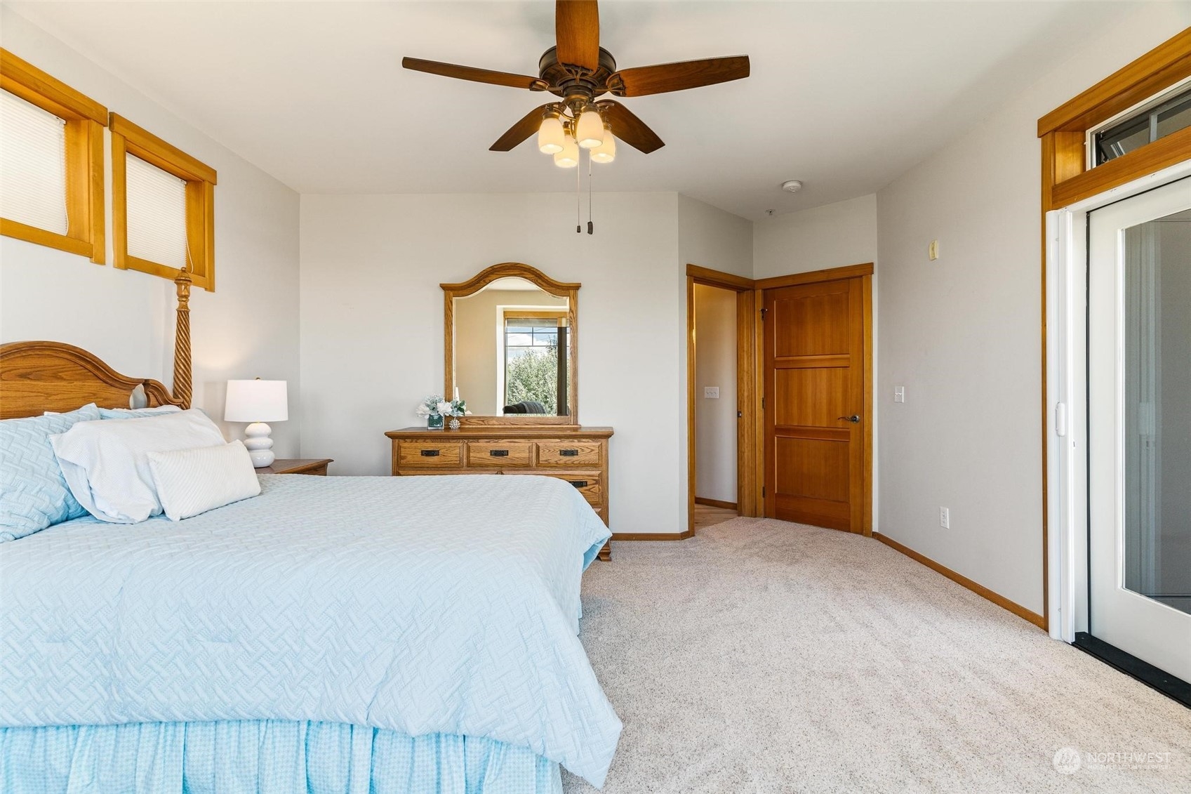 22226 Cliff Avenue S Unit: 204