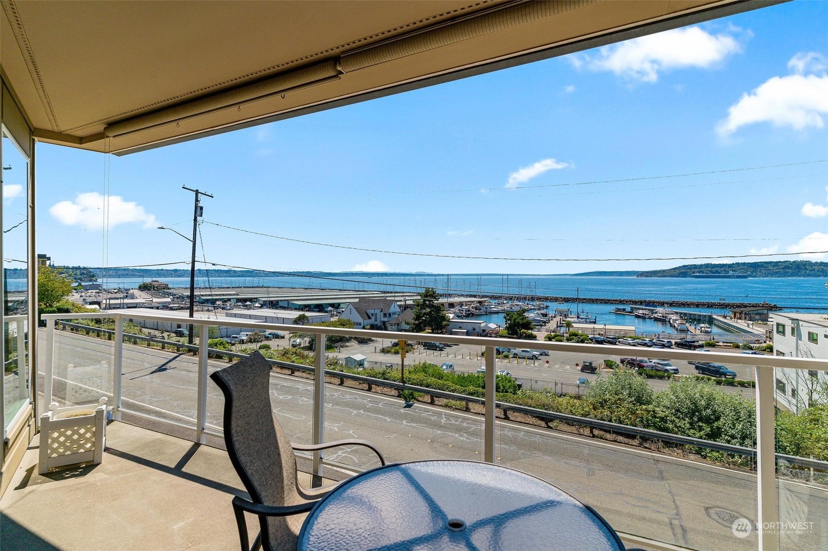 22226 Cliff Avenue S Unit: 204