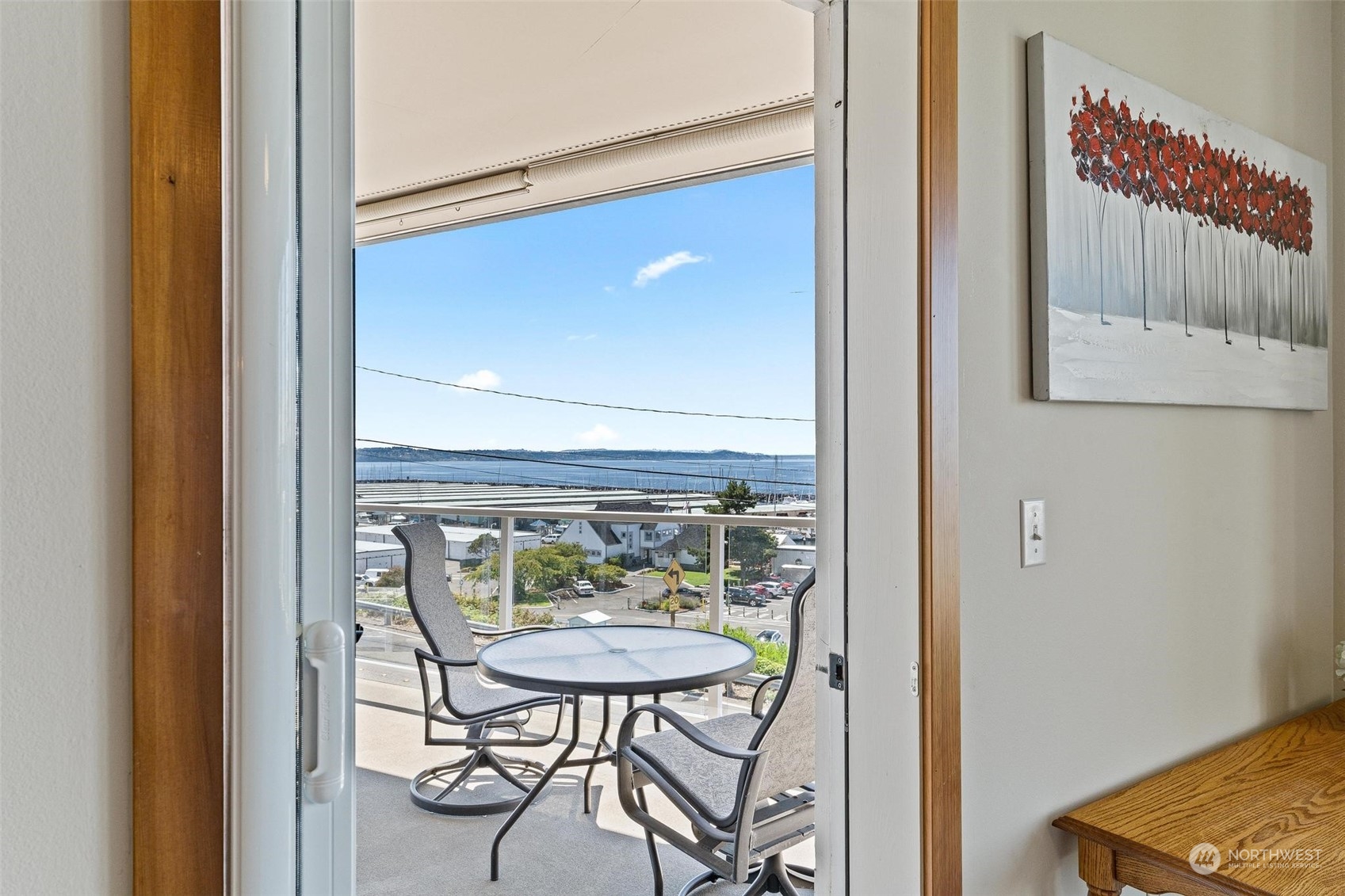 22226 Cliff Avenue S Unit: 204