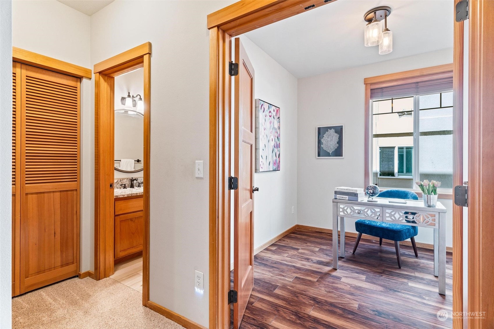 22226 Cliff Avenue S Unit: 204