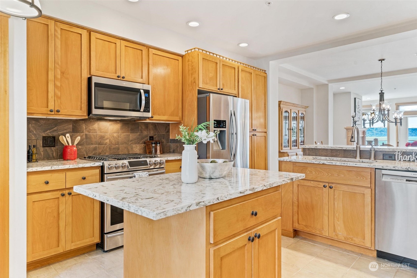 22226 Cliff Avenue S Unit: 204