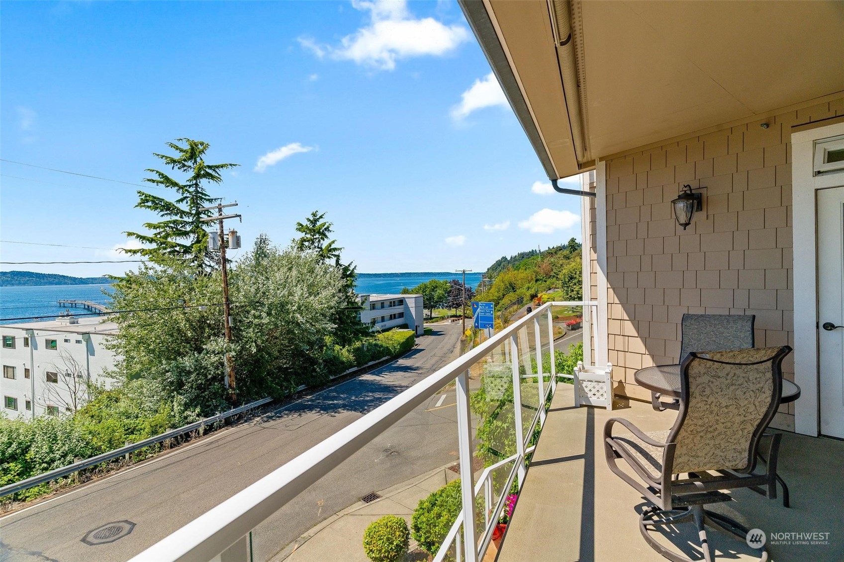 22226 Cliff Avenue S Unit: 204