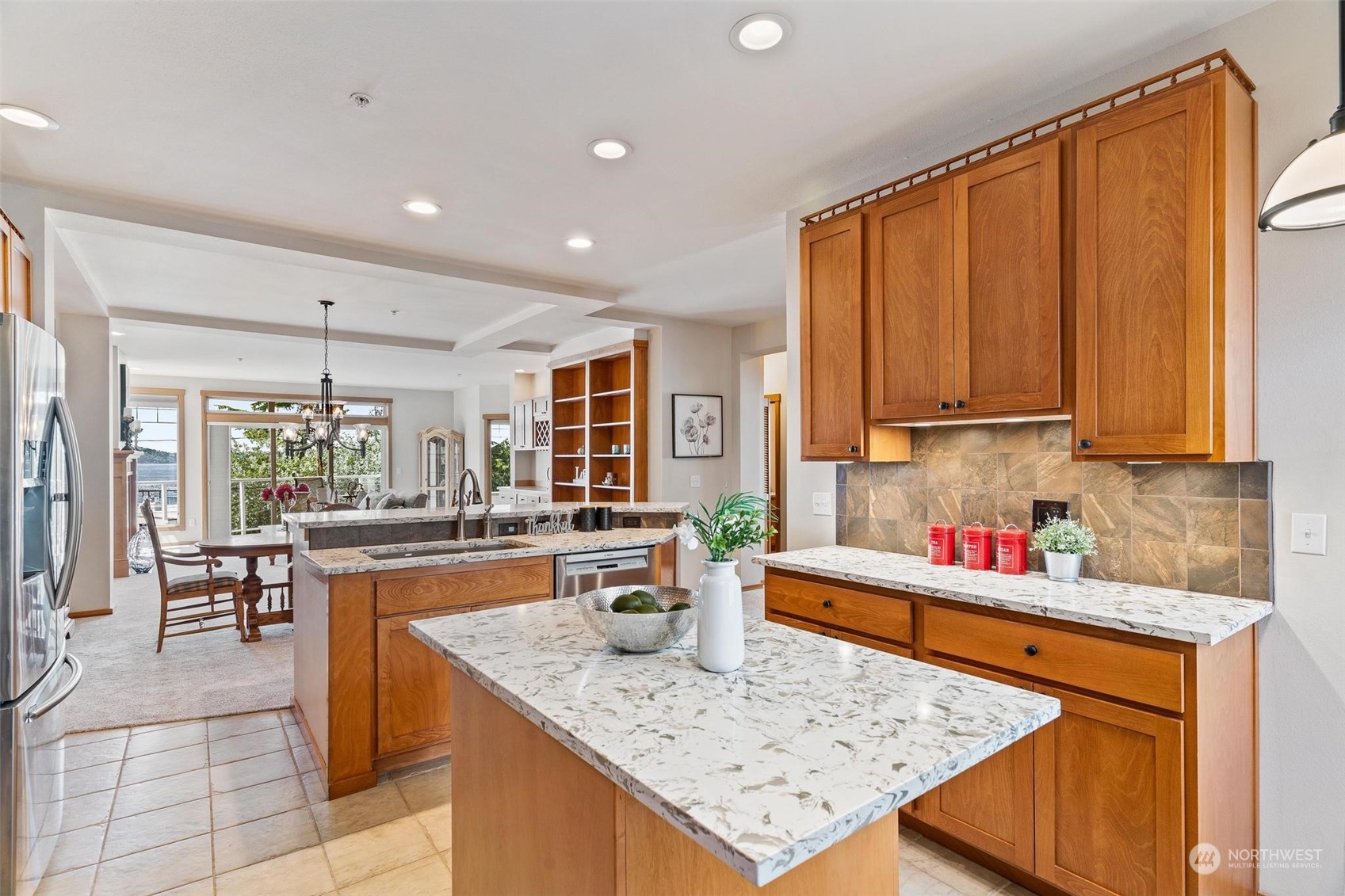 22226 Cliff Avenue S Unit: 204