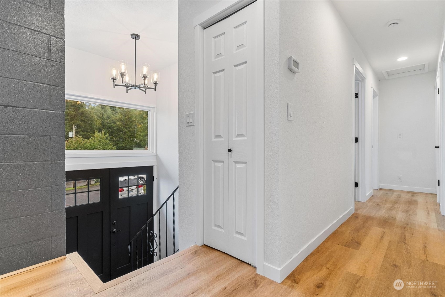 6209 Maple View Drive