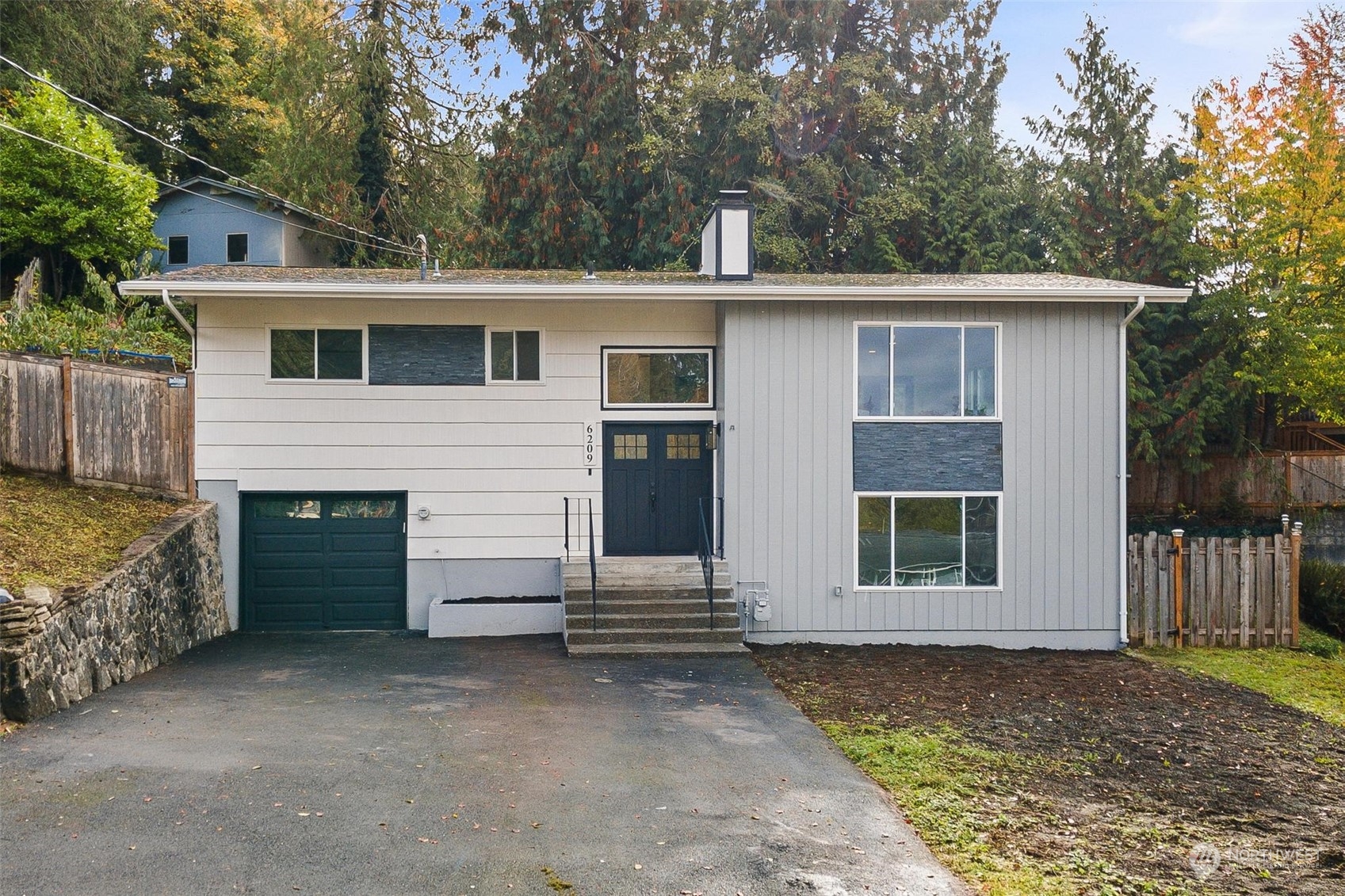 6209 Maple View Drive