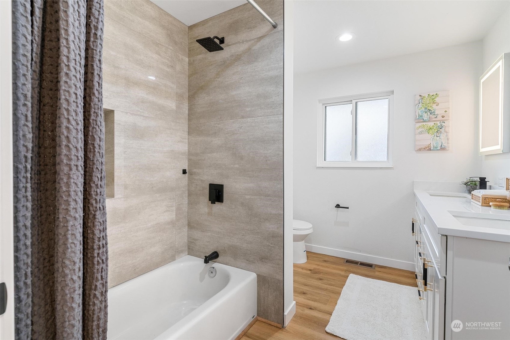 6209 Maple View Drive