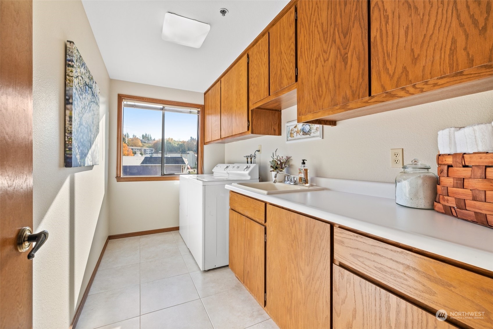 702 S 281st Street Unit: 201