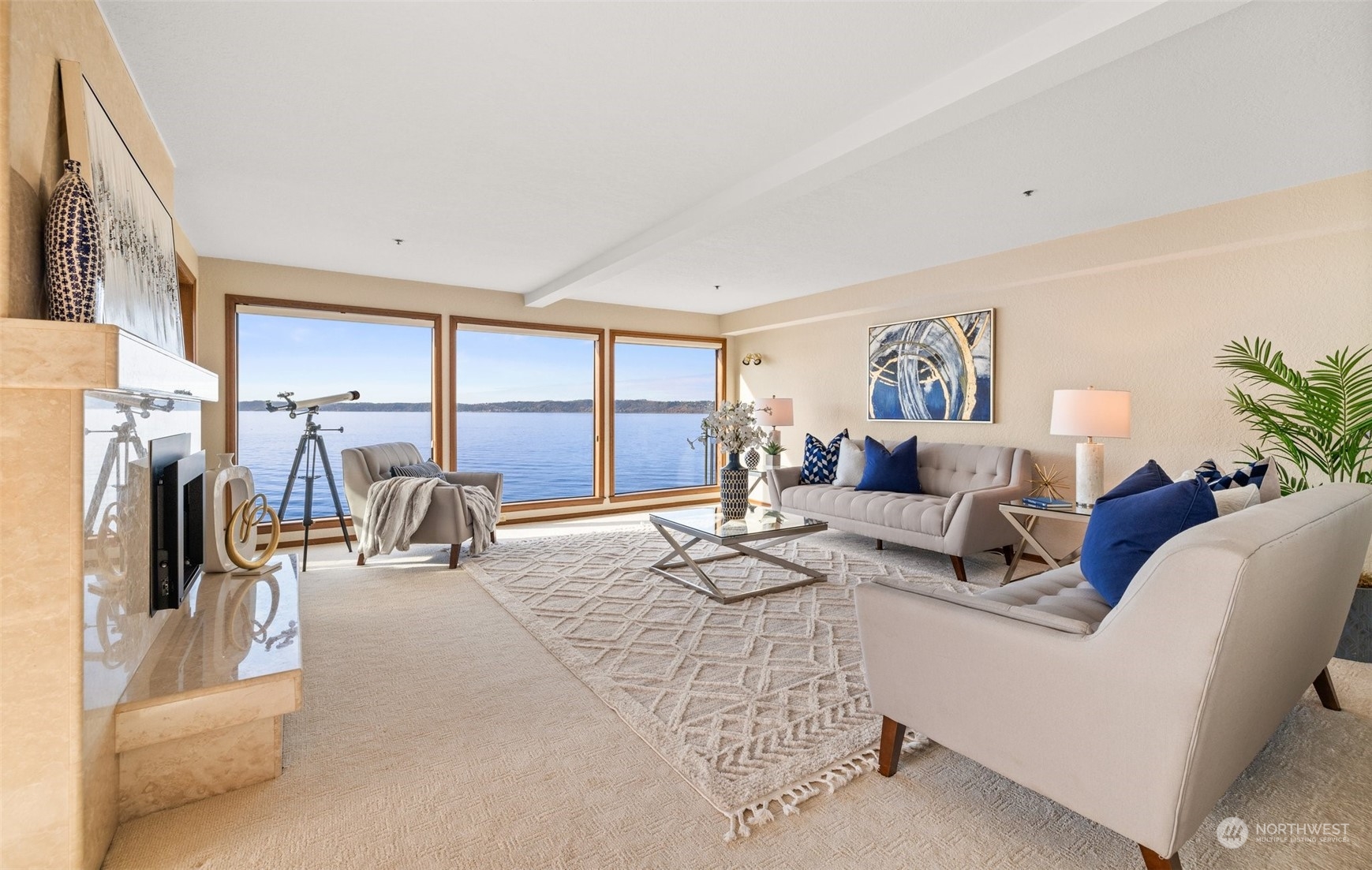 702 S 281st Street Unit: 201