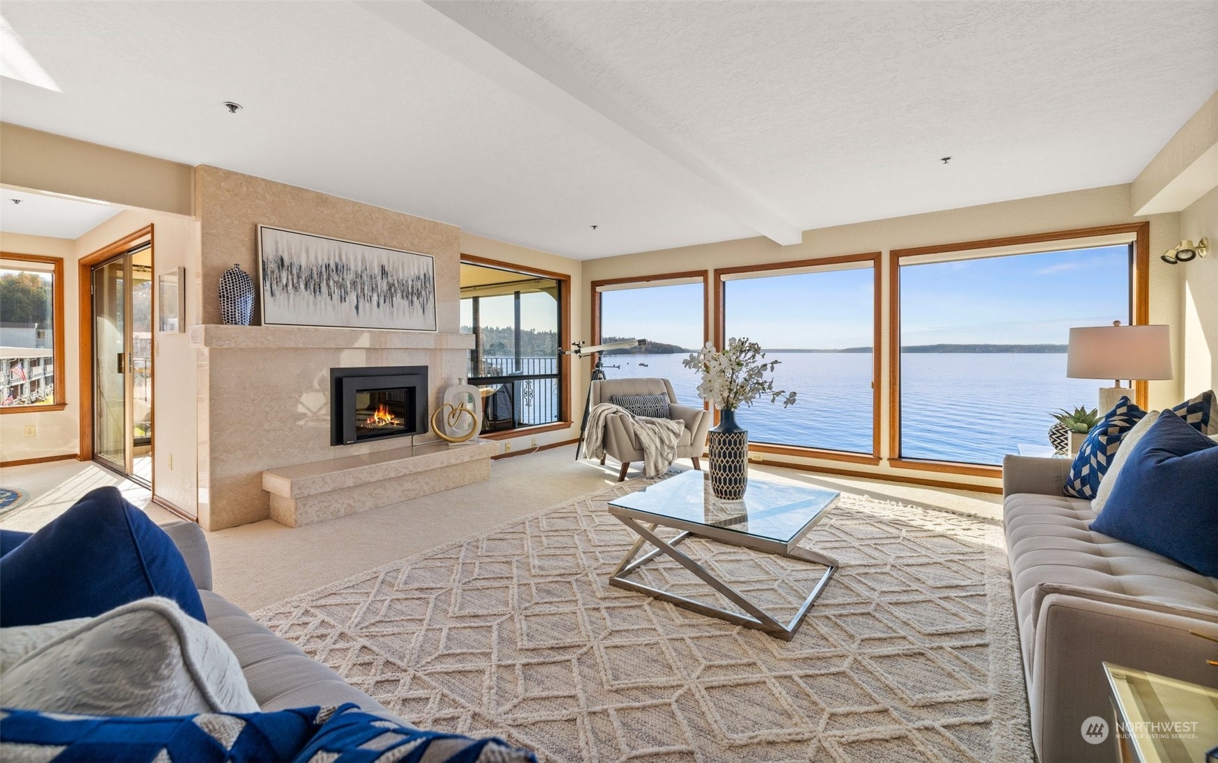 702 S 281st Street Unit: 201