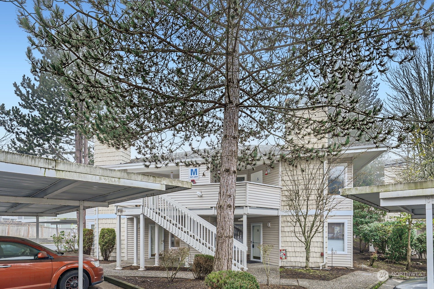 9210 Market Place Unit: M103
