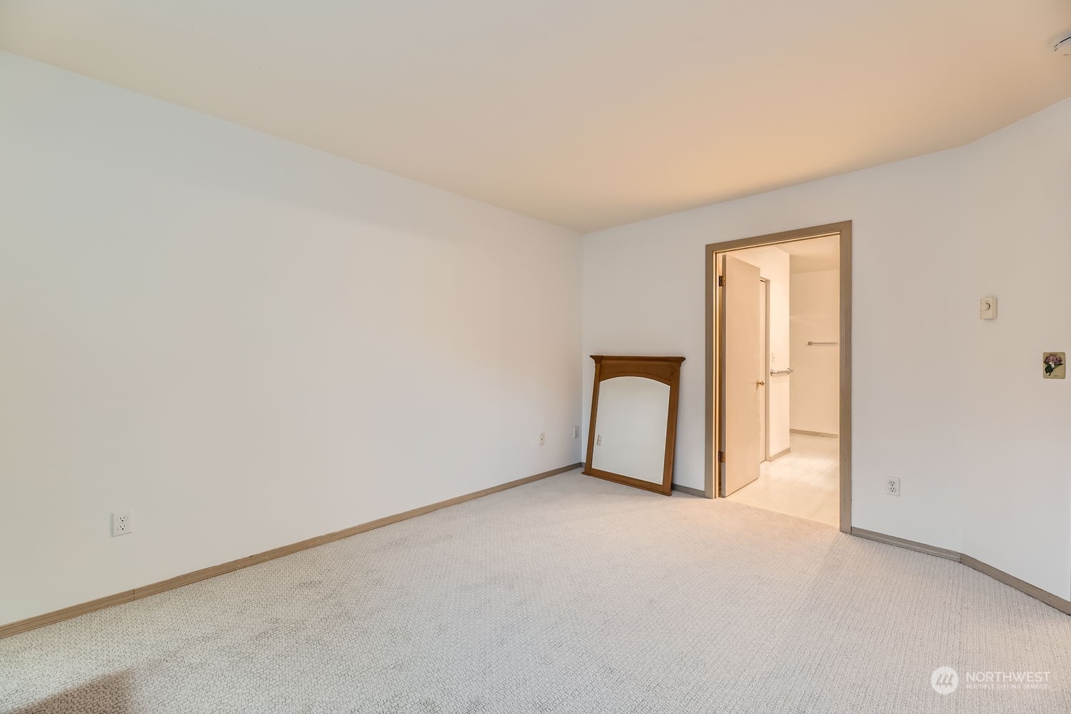 9210 Market Place Unit: M103