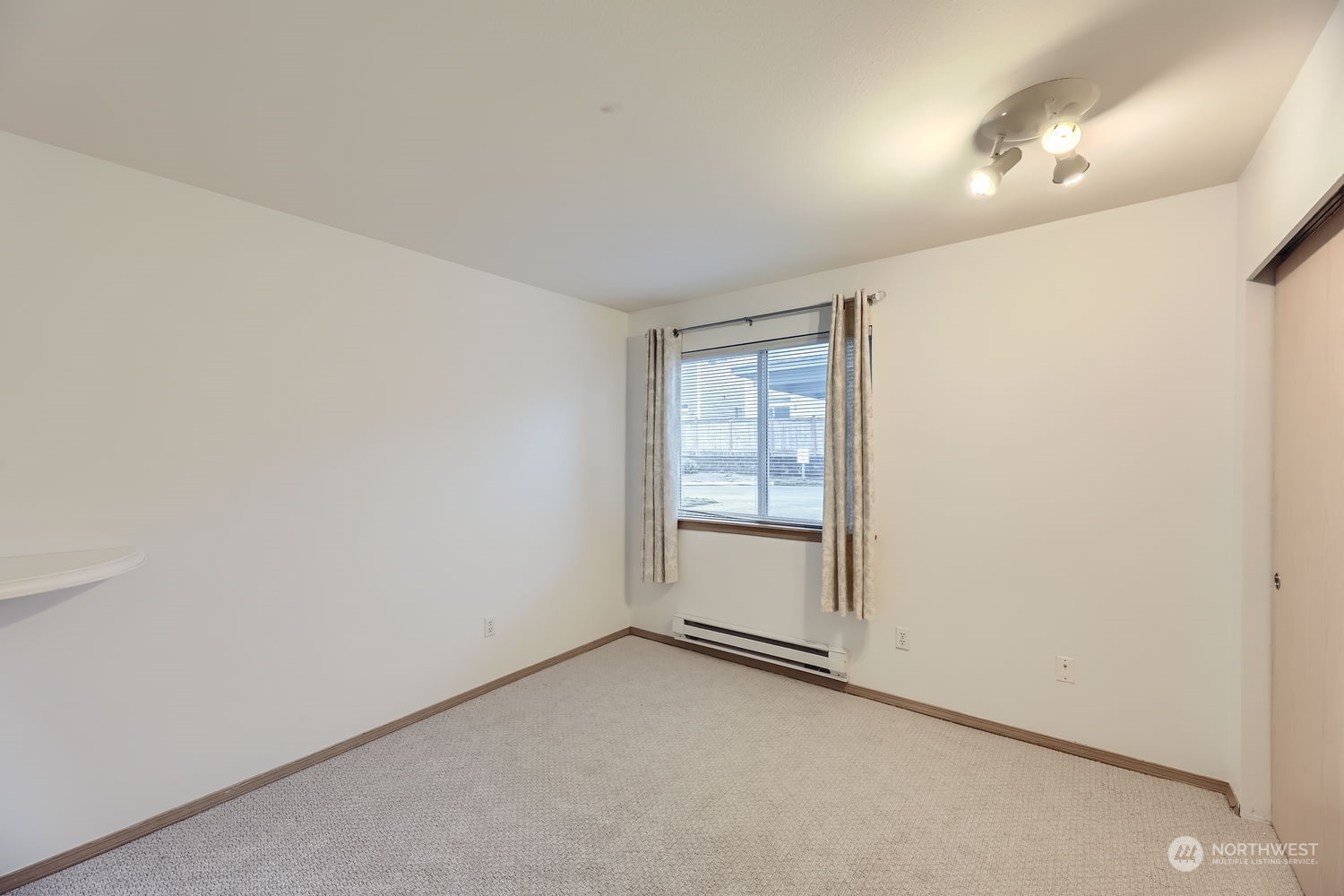 9210 Market Place Unit: M103