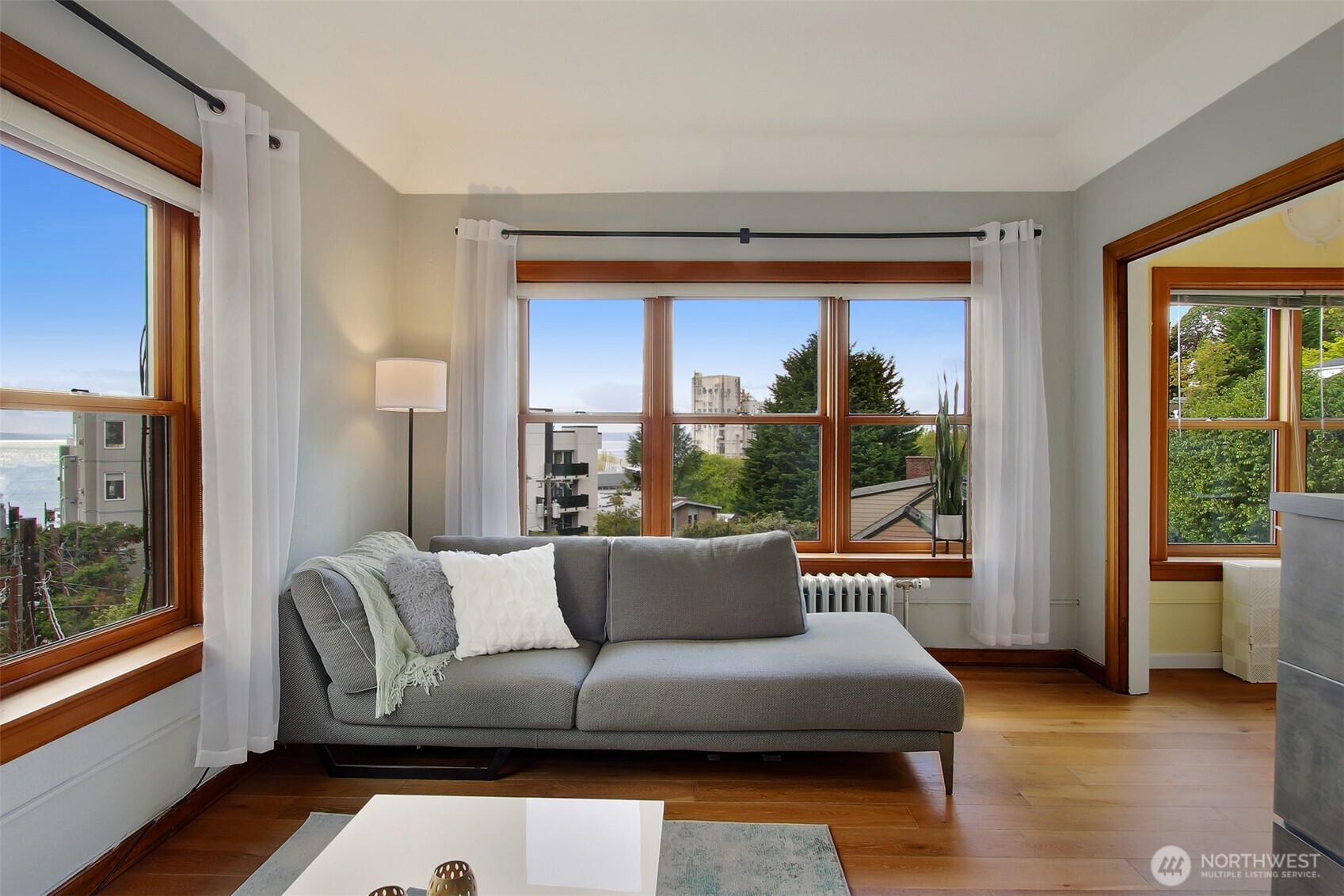 519 W Roy Street Unit: 107