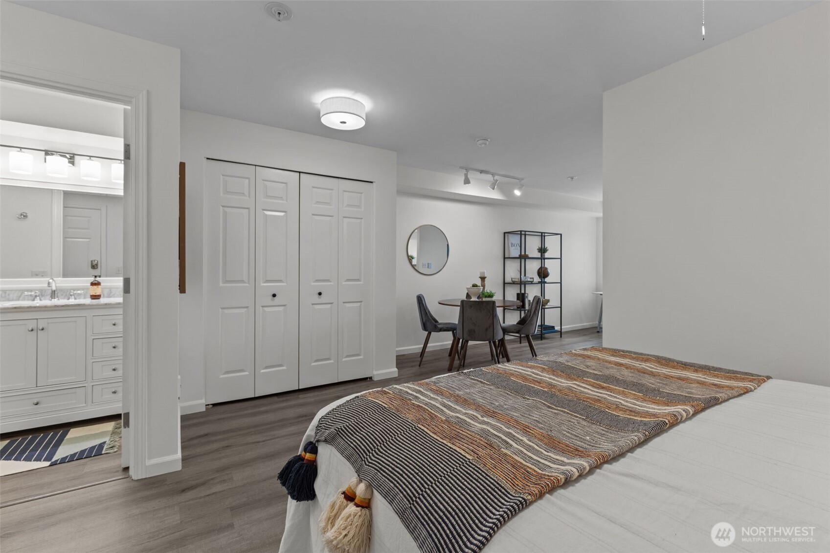 2530 15th Avenue W Unit: 407