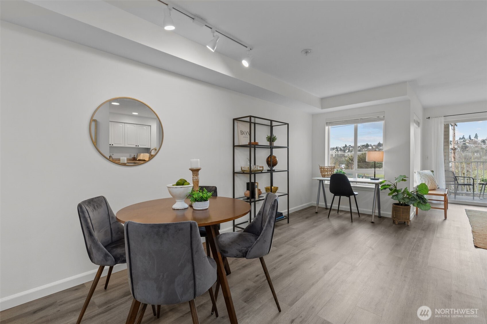 2530 15th Avenue W Unit: 407