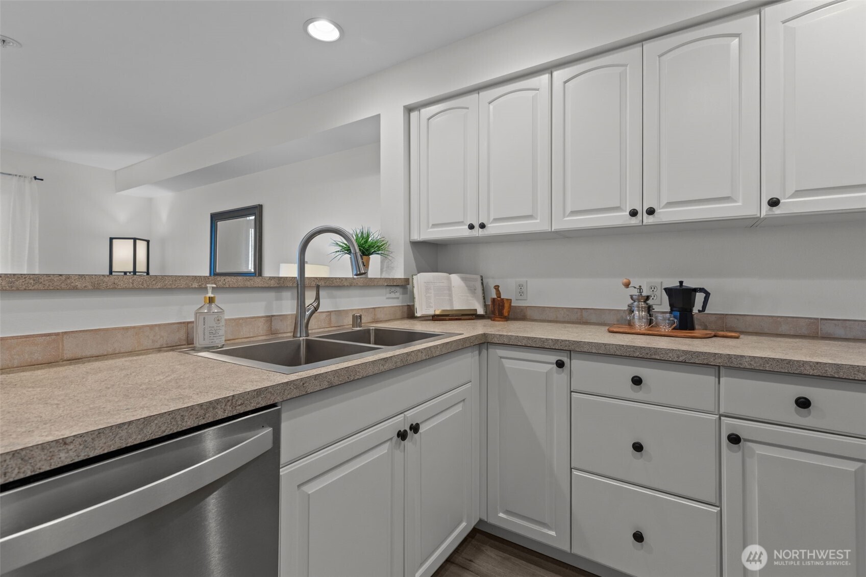 2530 15th Avenue W Unit: 407