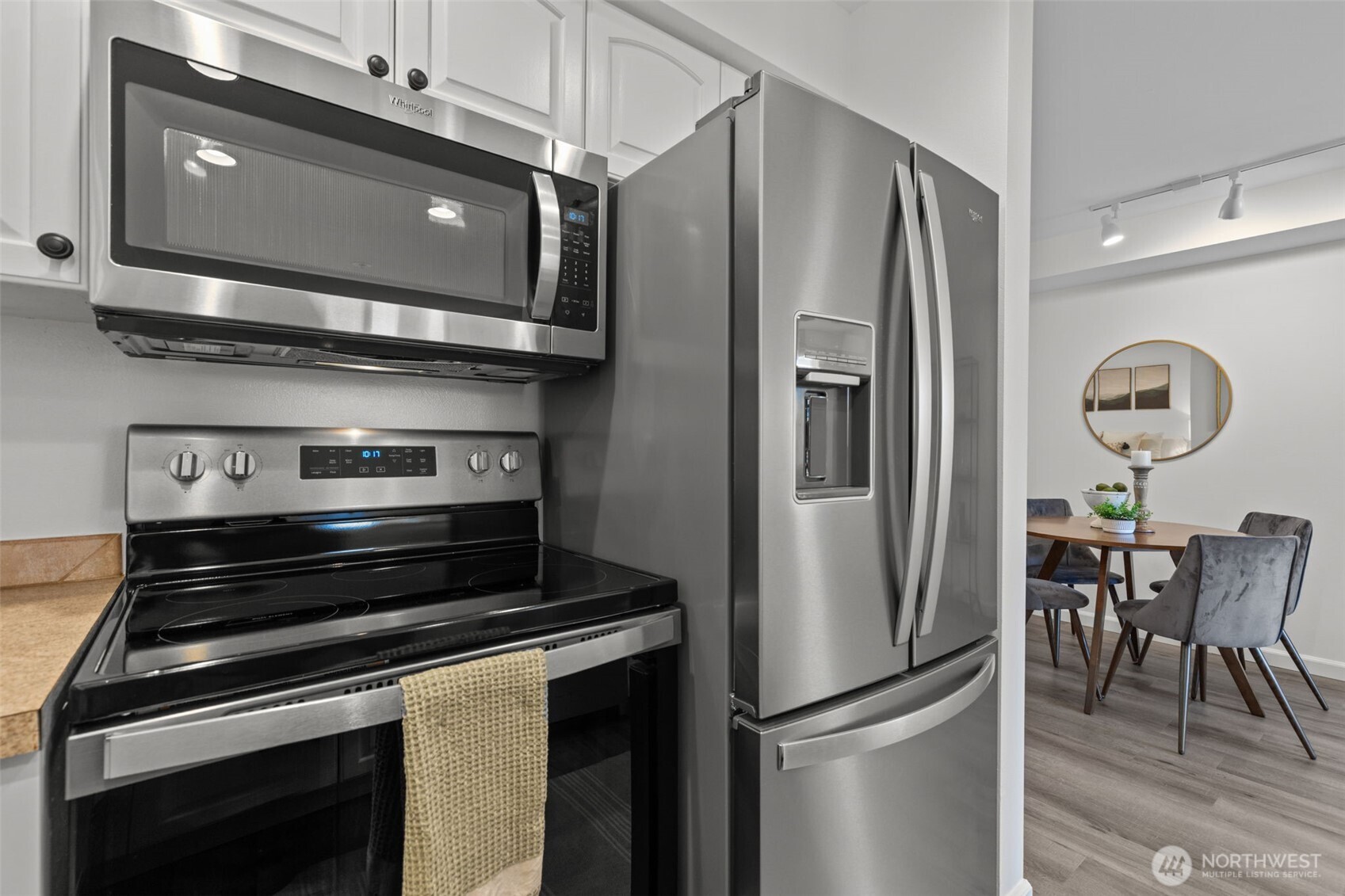 2530 15th Avenue W Unit: 407