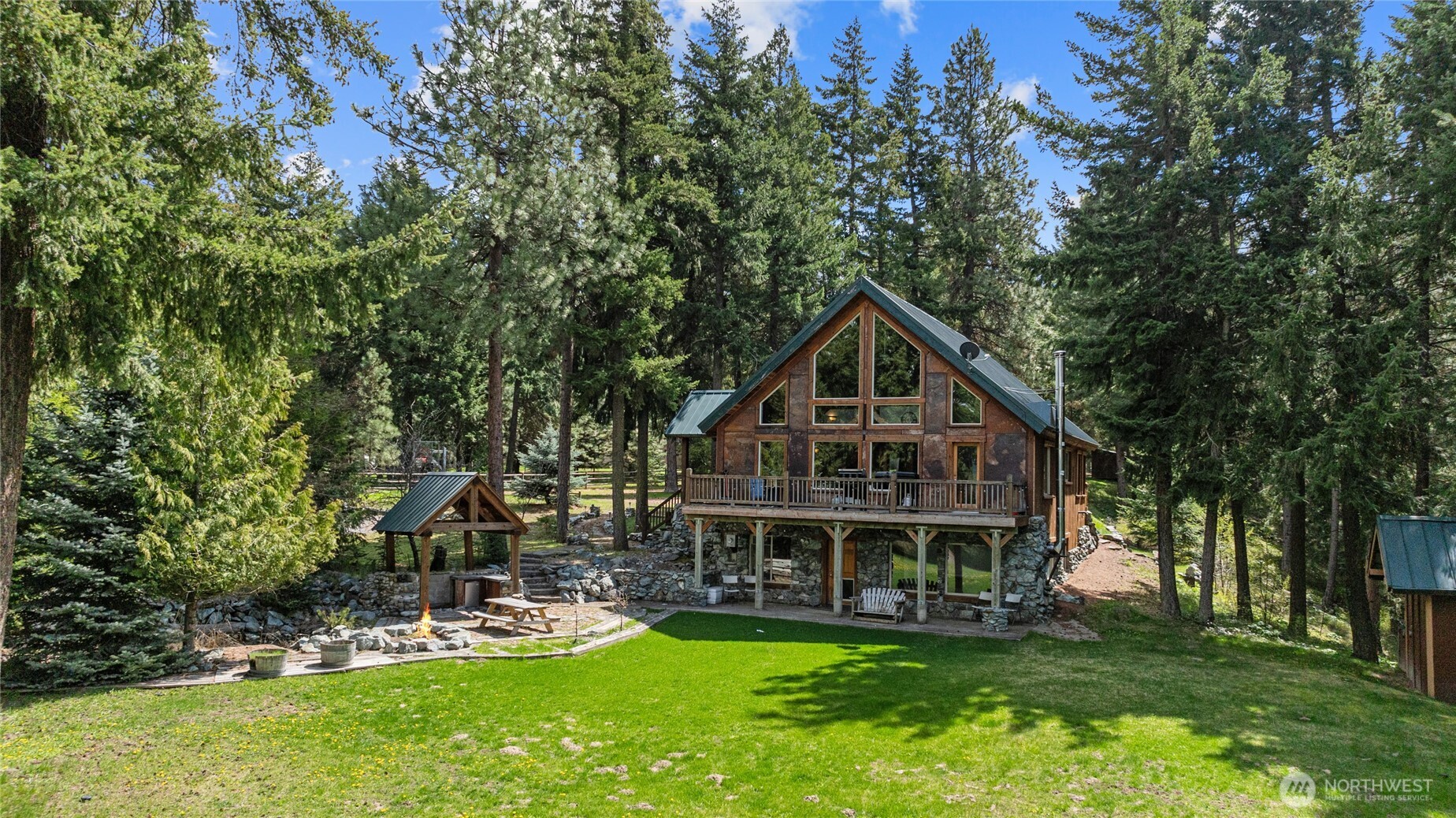 8607 Upper Peoh Point Road