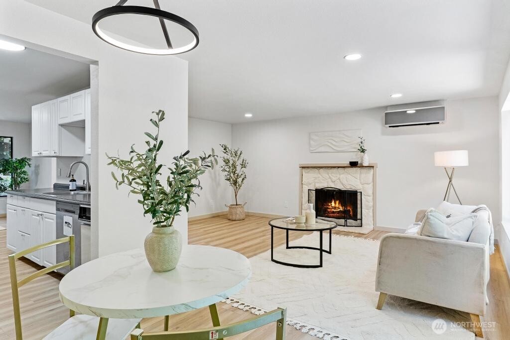 1800 Grant Avenue S Unit: G2