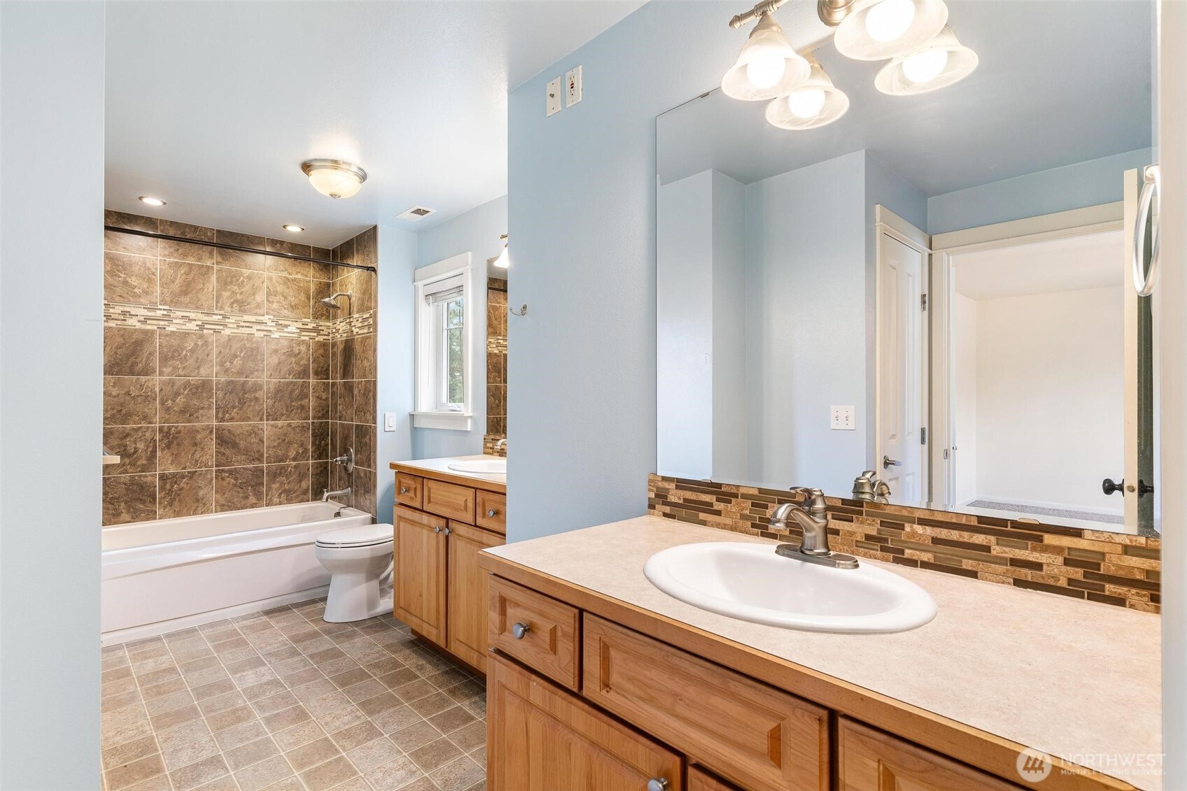 10700 260th Street Unit: M101