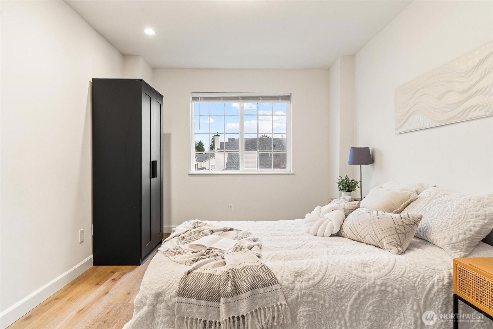 2753 Diamond Loop Unit: 9B