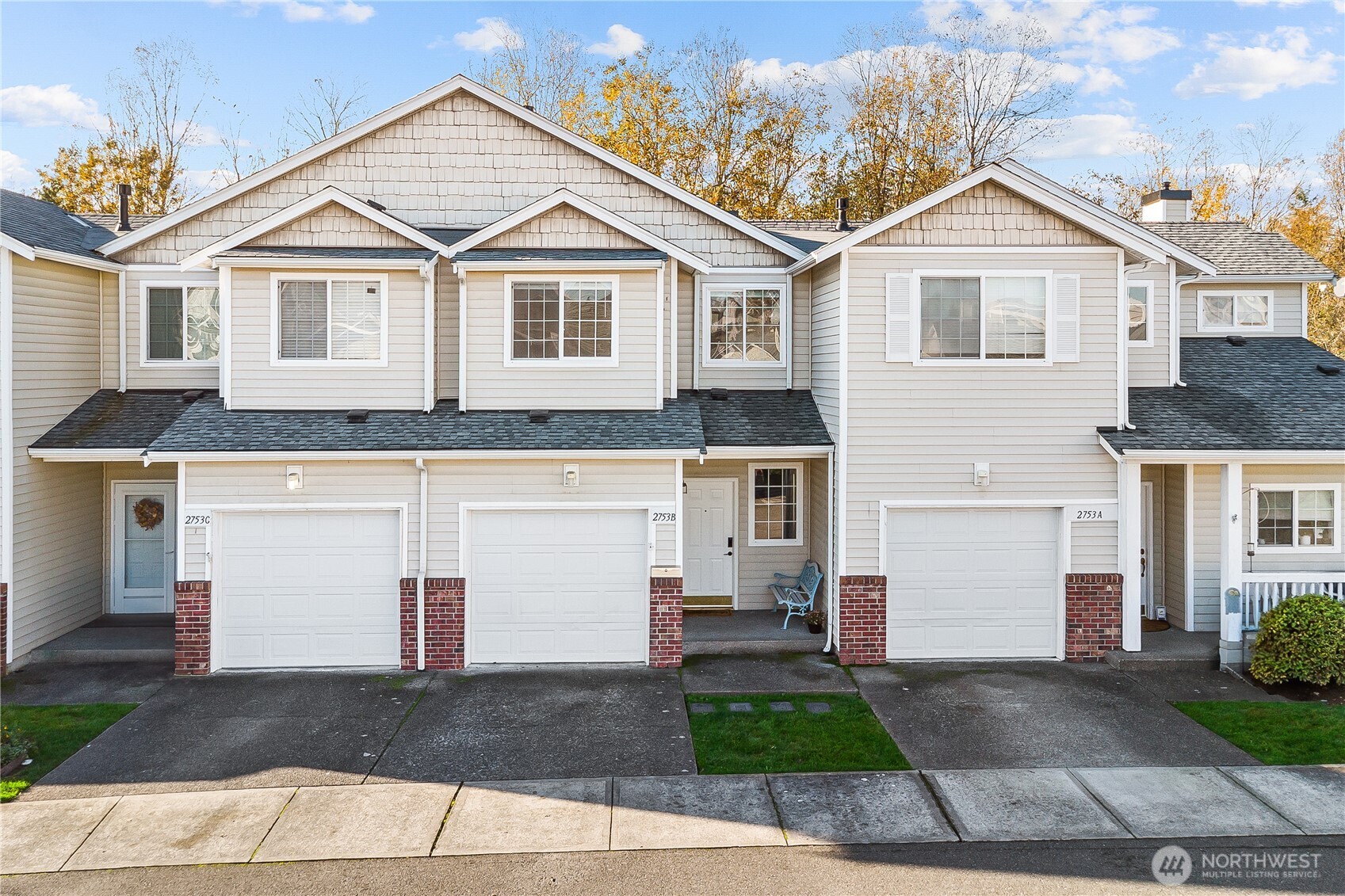 2753 Diamond Loop Unit: 9B