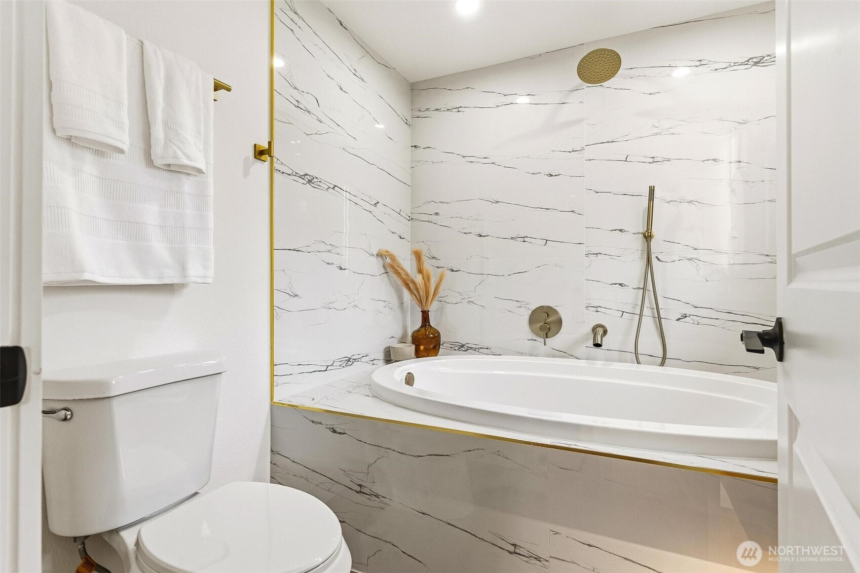 2306 Shirley St SE