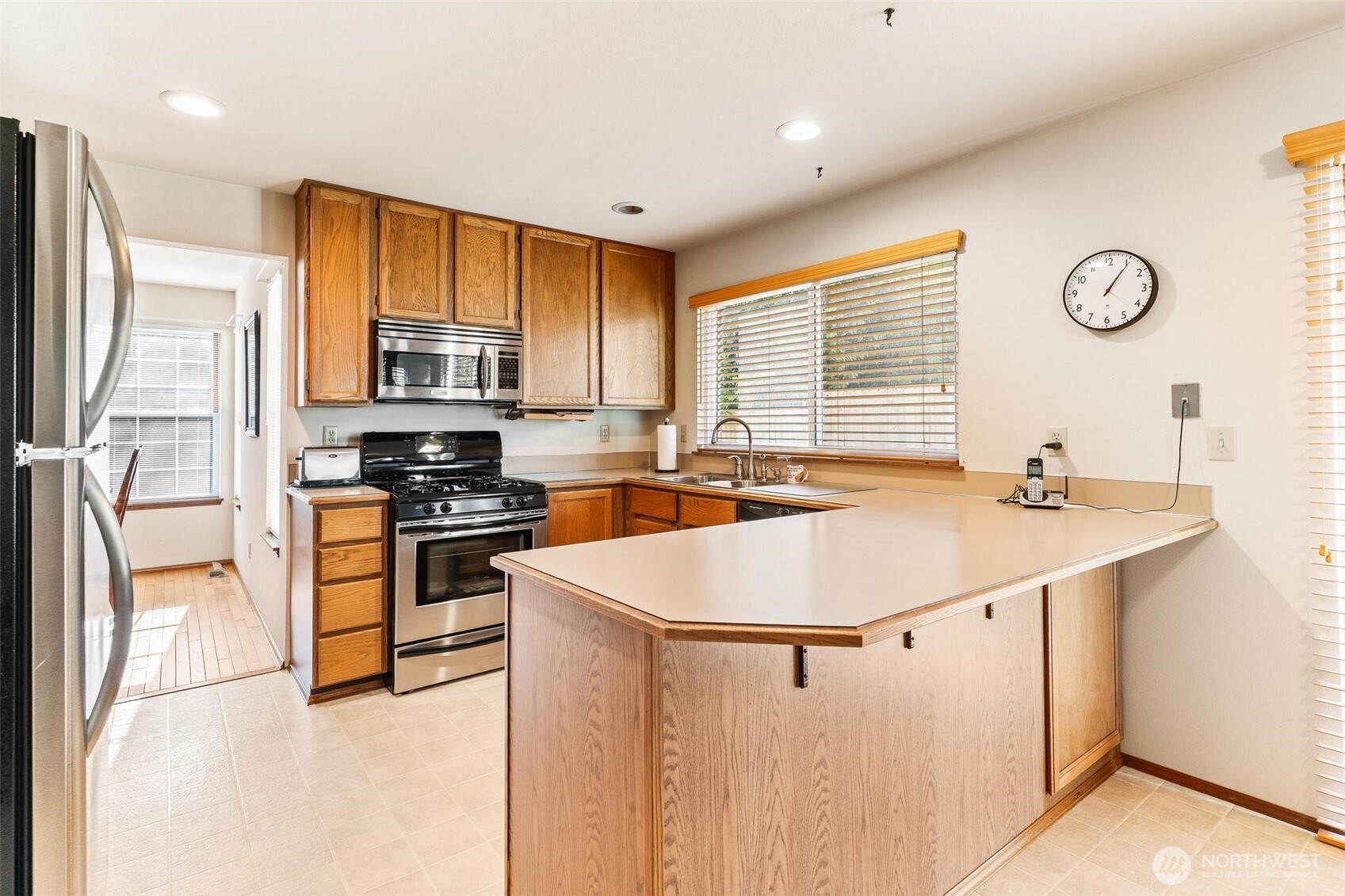 782 NW Apple Blossom Loop