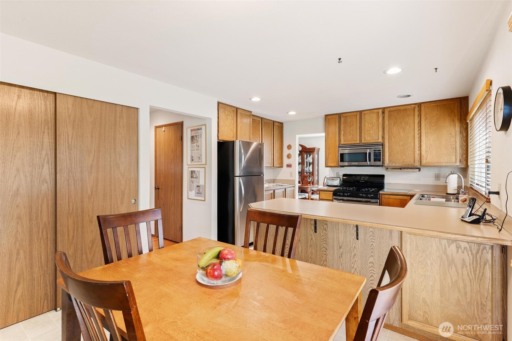 782 NW Apple Blossom Loop