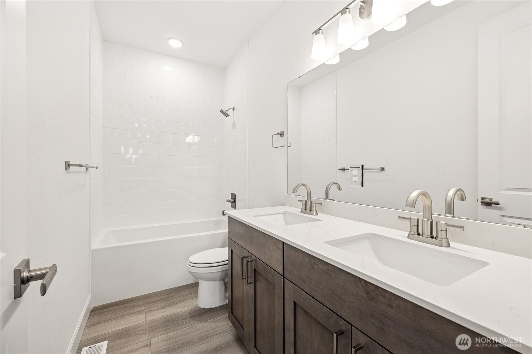 14546 203rd Avenue E Unit: 842