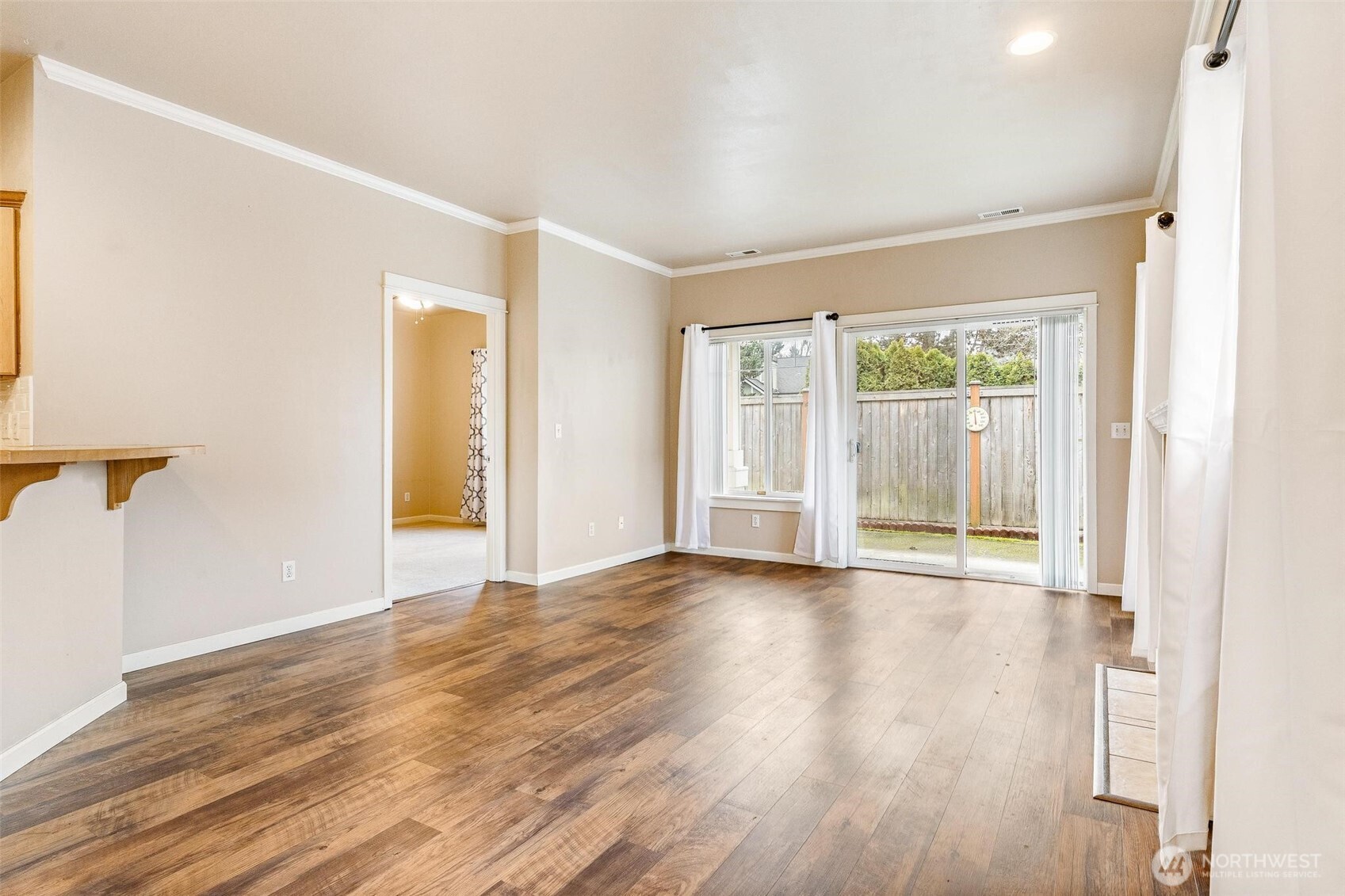 10700 SE 260th Unit: R104