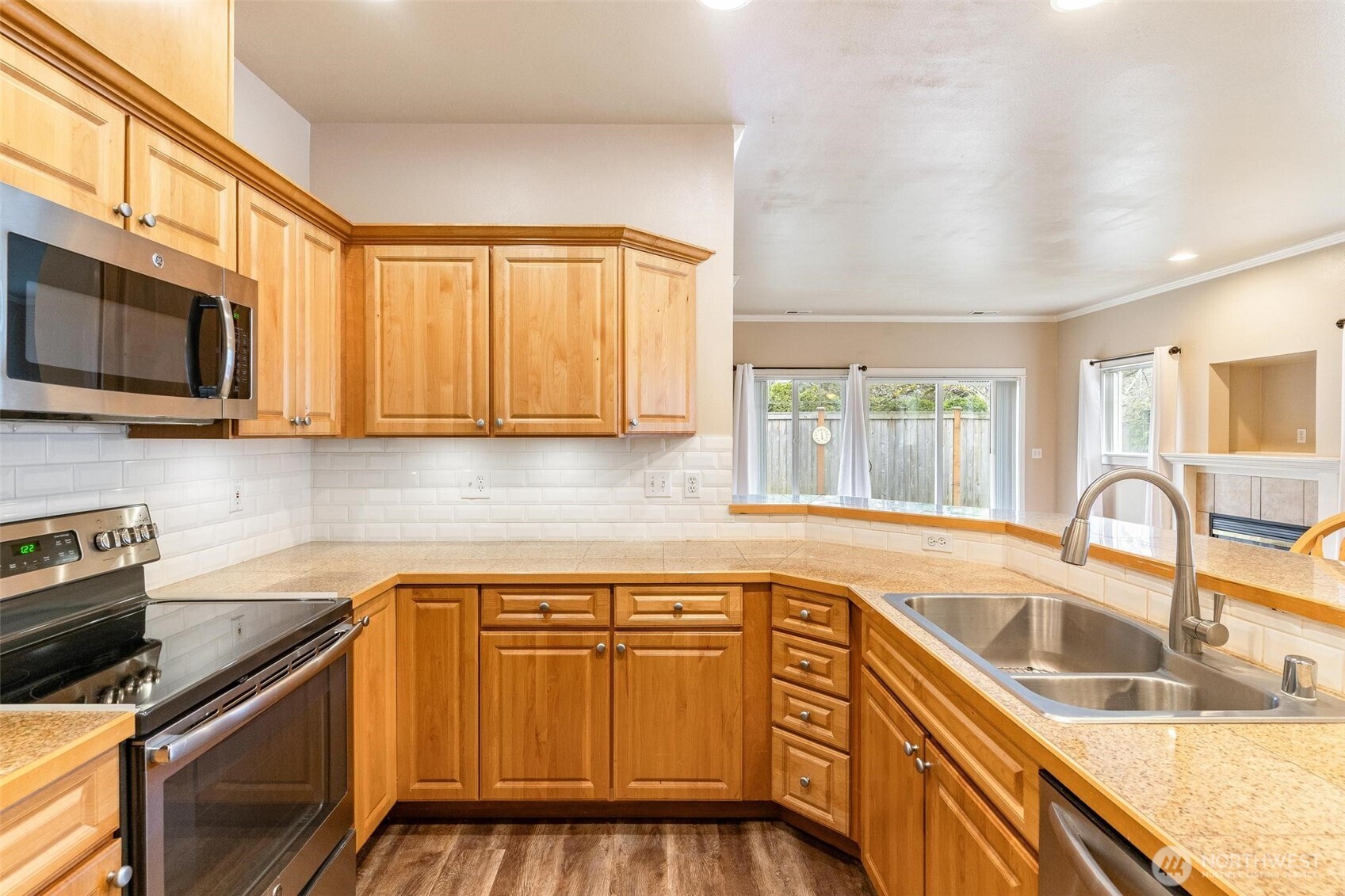 10700 SE 260th Unit: R104