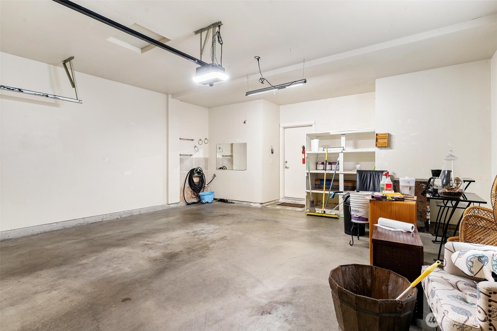 10700 SE 260th Unit: R104