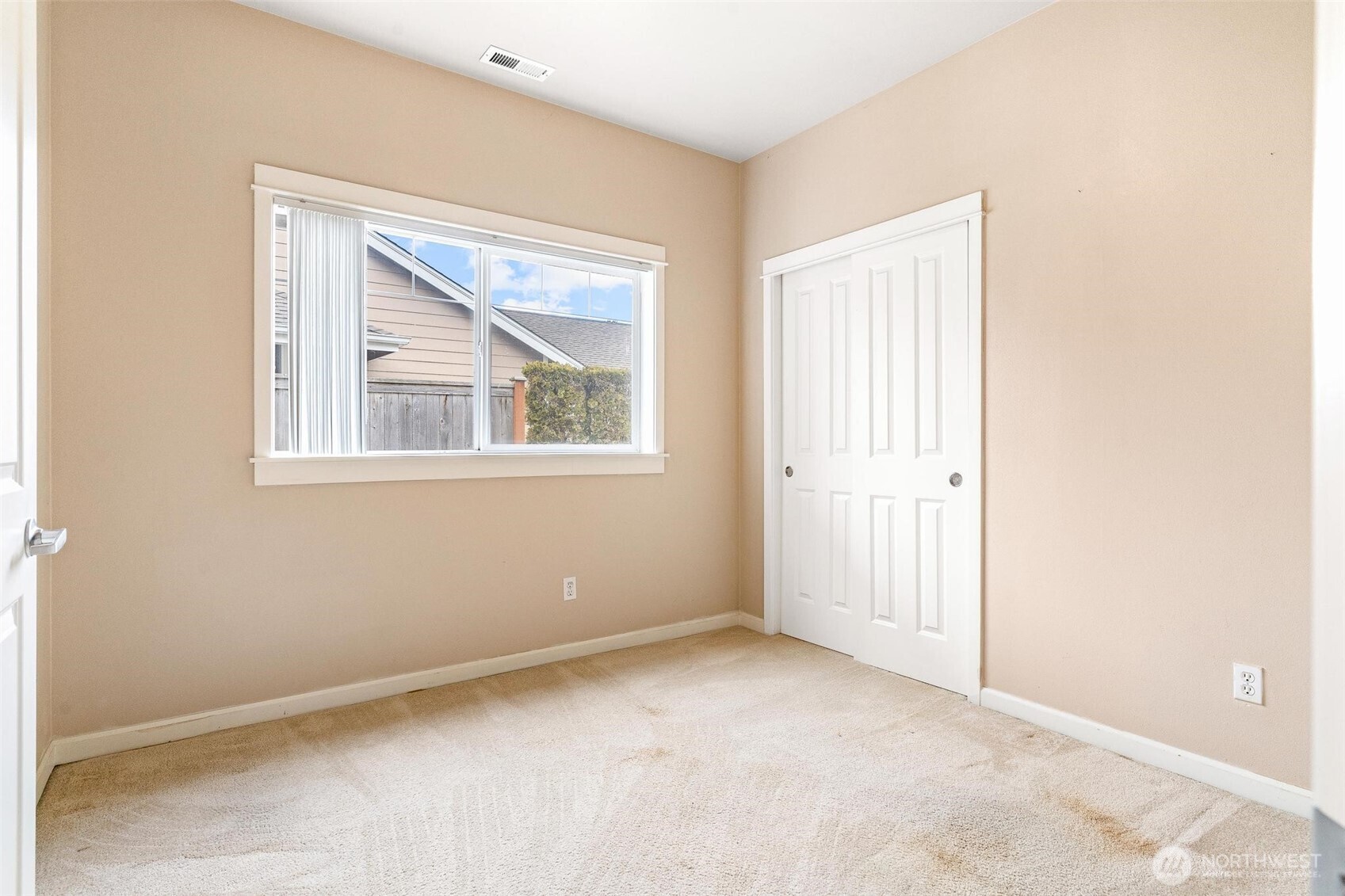 10700 SE 260th Unit: R104