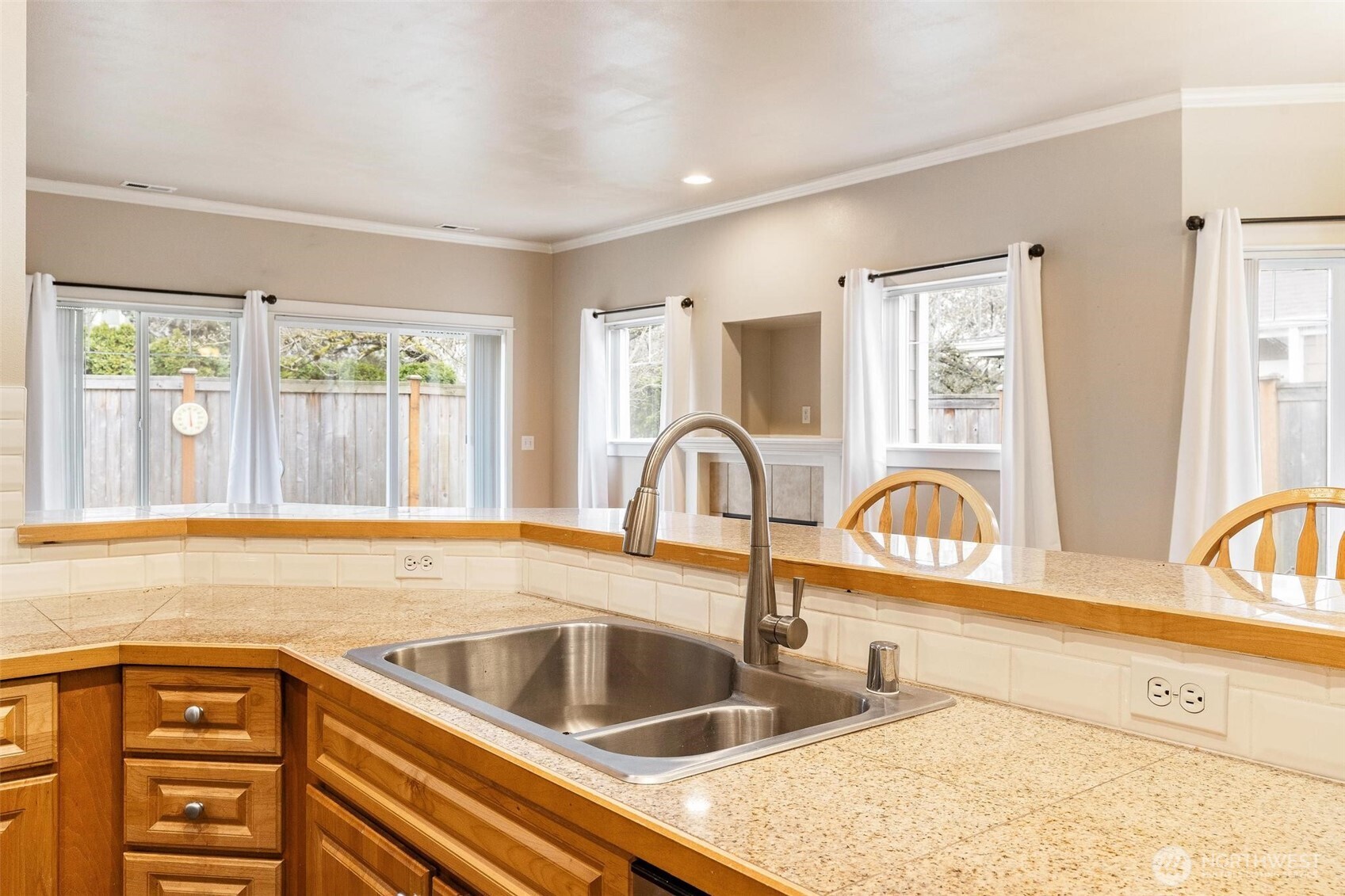 10700 SE 260th Unit: R104