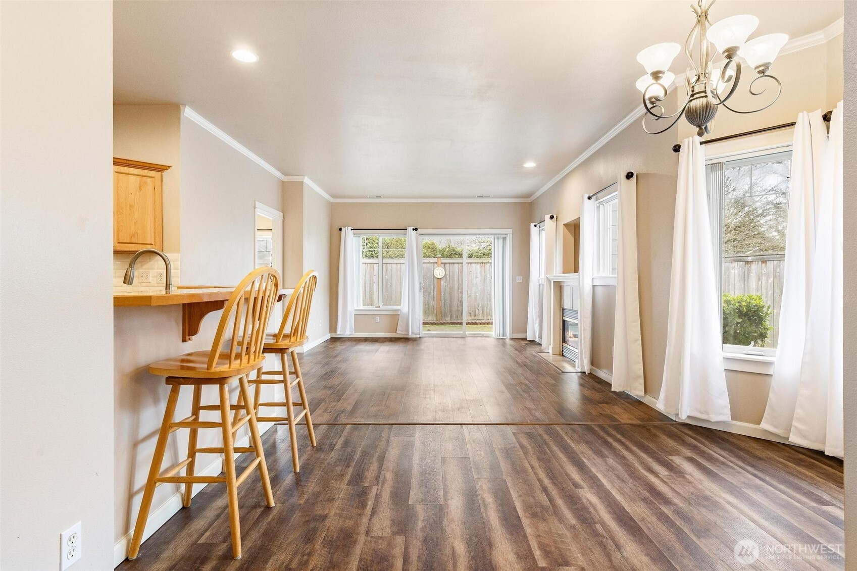 10700 SE 260th Unit: R104