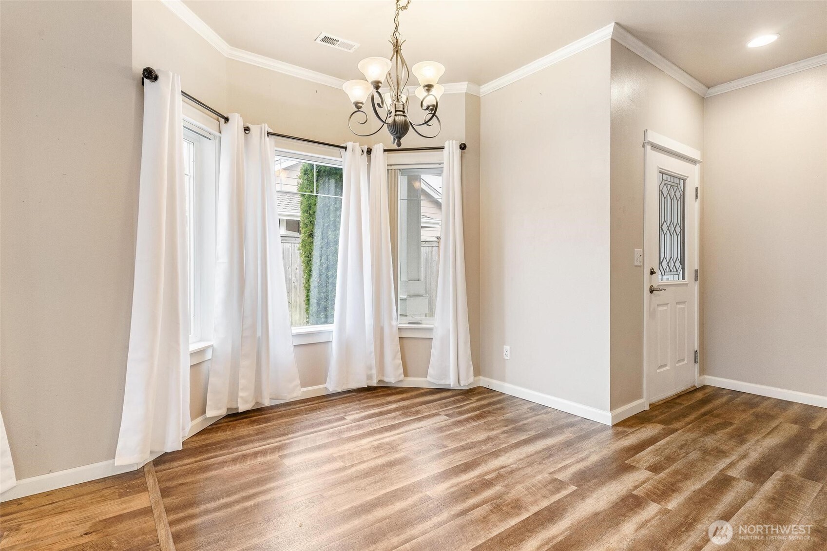 10700 SE 260th Unit: R104