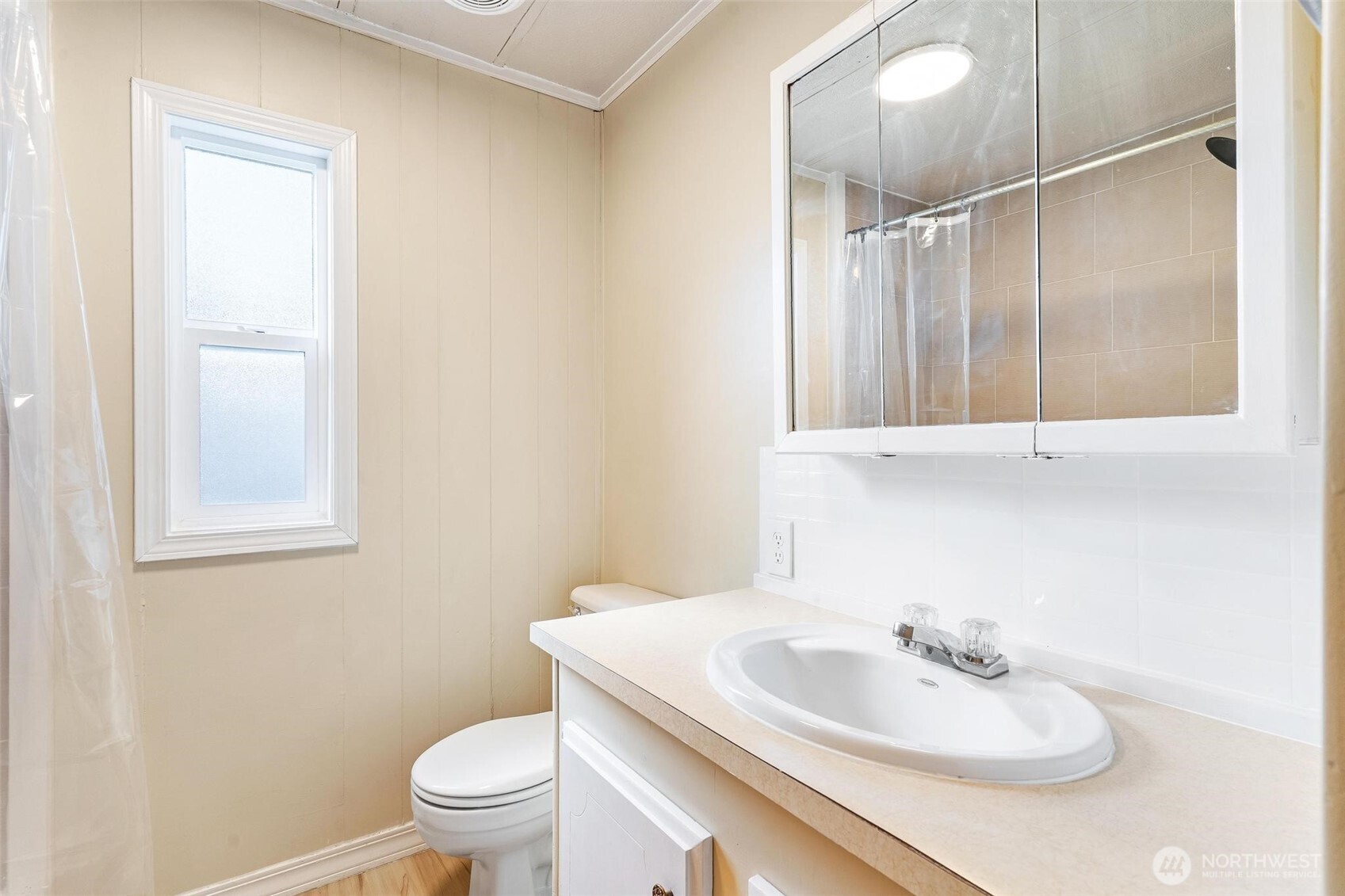 32501 NE 50th Street Unit: 6