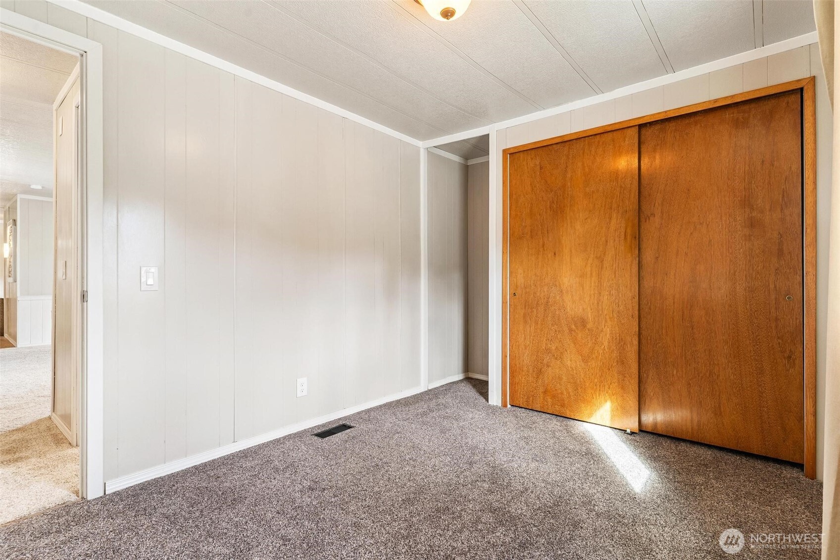 32501 NE 50th Street Unit: 6