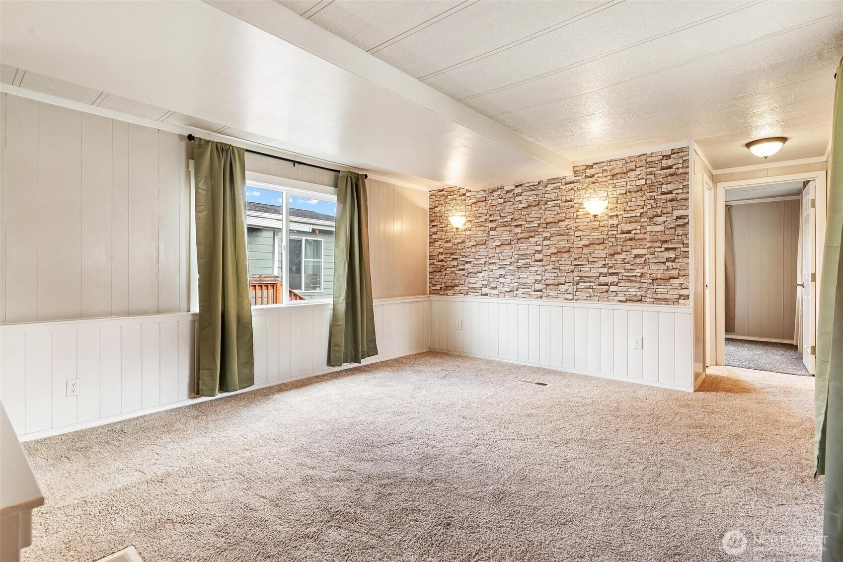32501 NE 50th Street Unit: 6