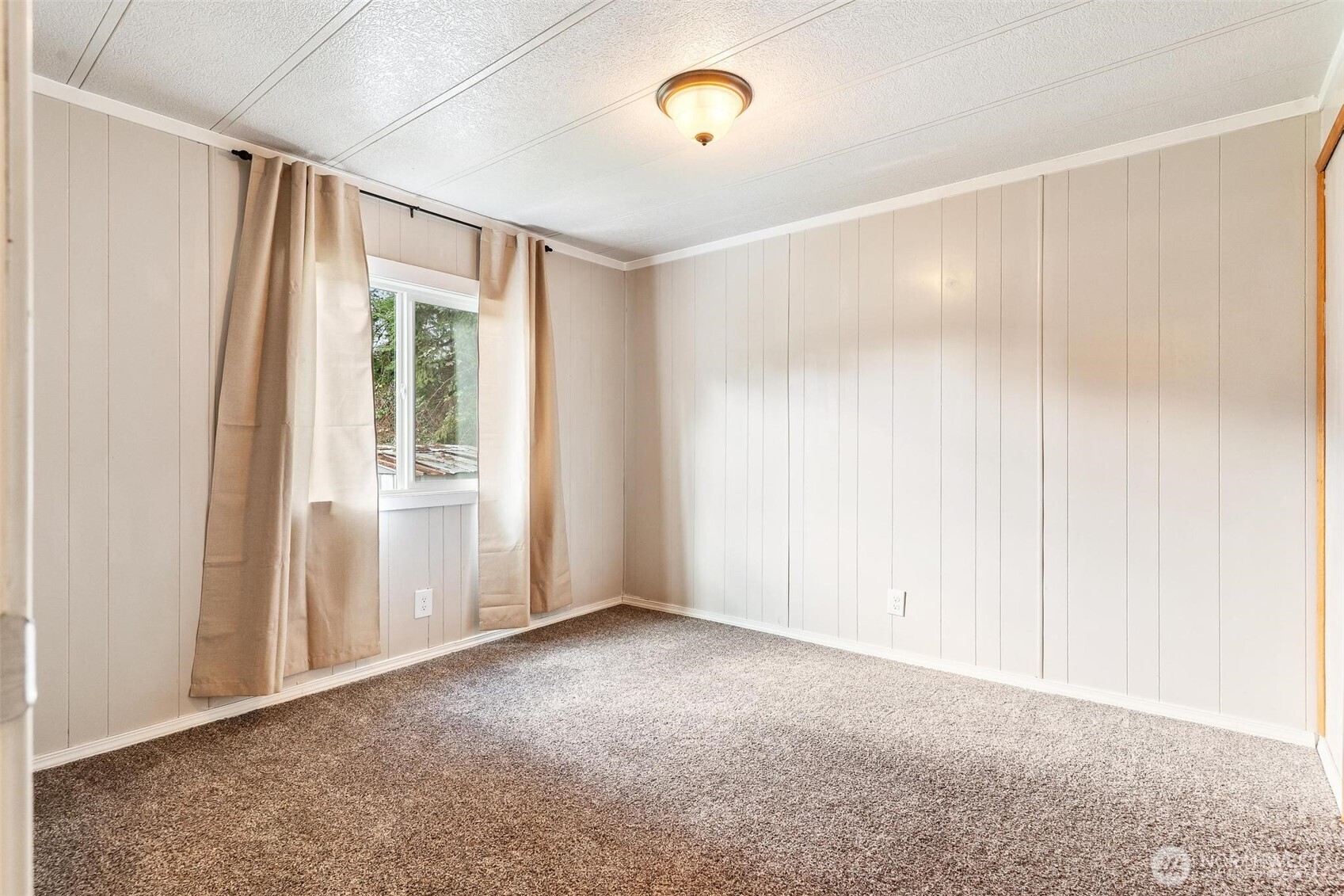 32501 NE 50th Street Unit: 6